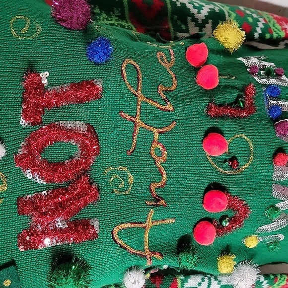 No Boundaries Ugly Christmas Sweater Holiday Pullover Crew Neck Sequins L 11 13 - Picture 12 of 16